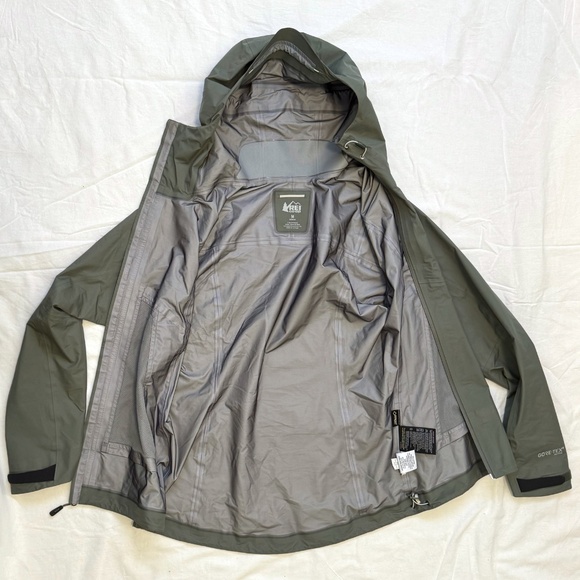 REI Drypoint GTX Gore-Tex rain jacket, women's M, sage green, NWOT - Picture 4 of 11